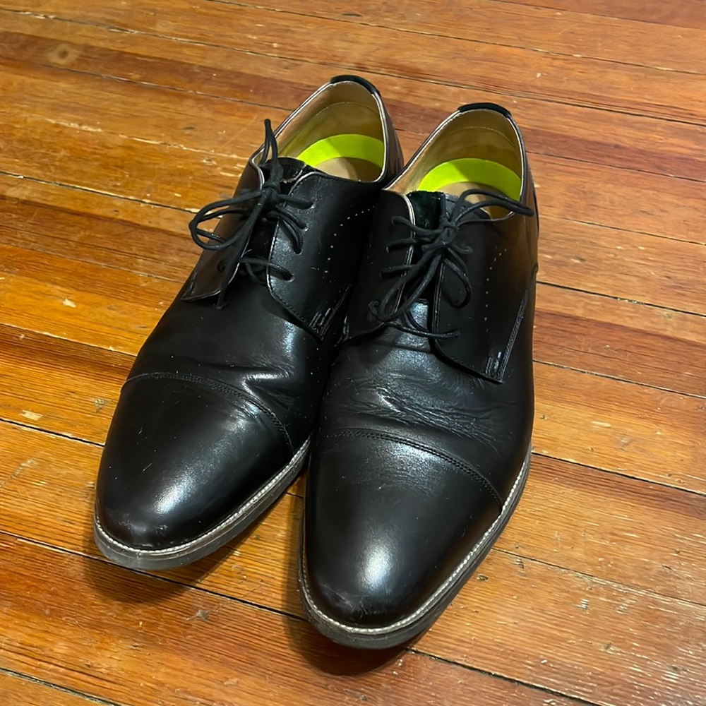 Black Florsheim Dress Shoes size 11.5